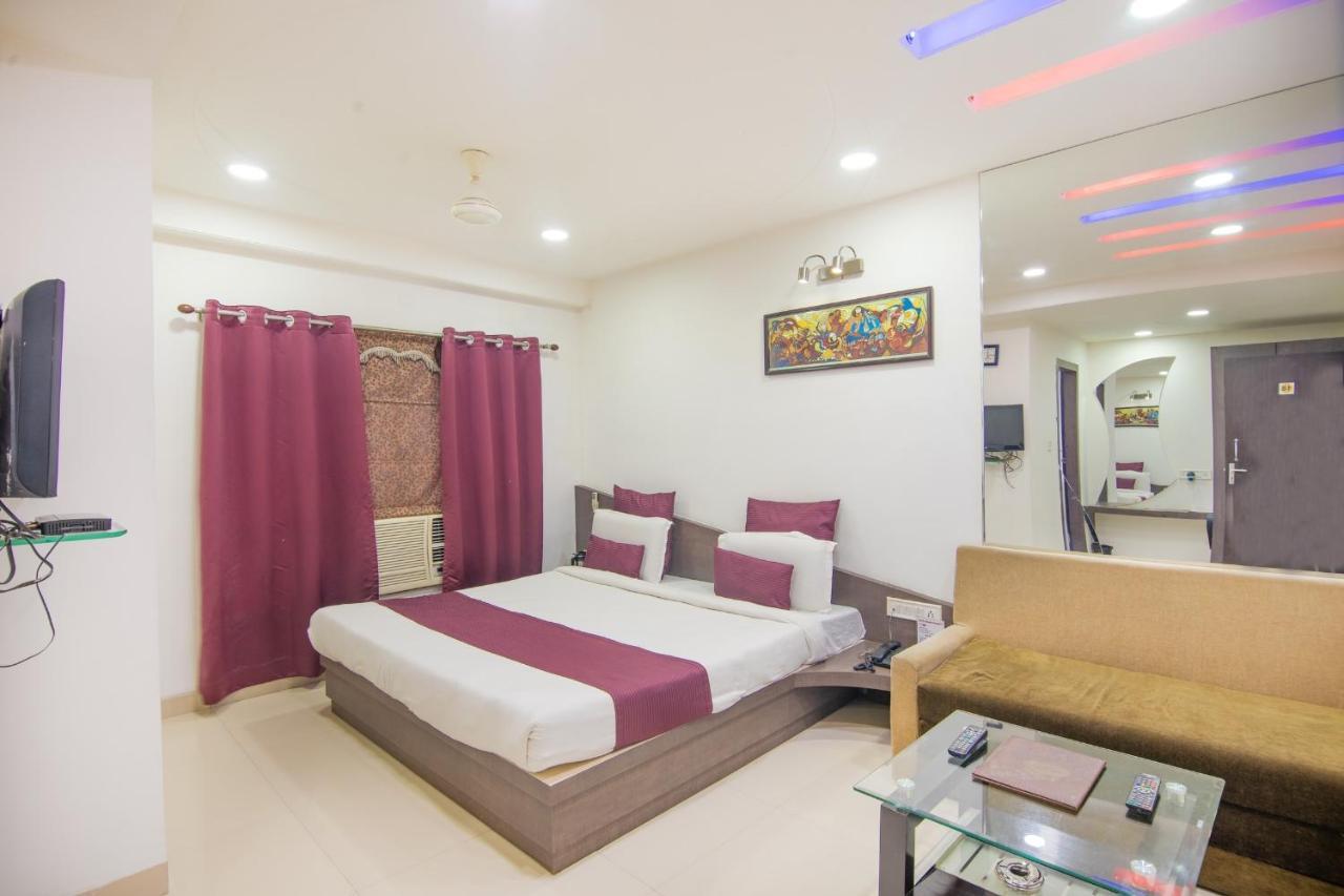 Morya Regency Hamidia Road Hotell Bhopal Exteriör bild