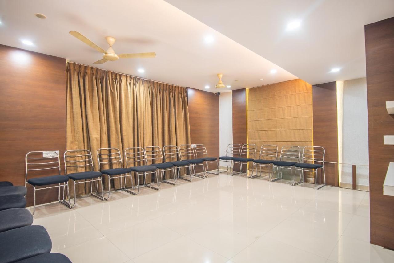 Morya Regency Hamidia Road Hotell Bhopal Exteriör bild