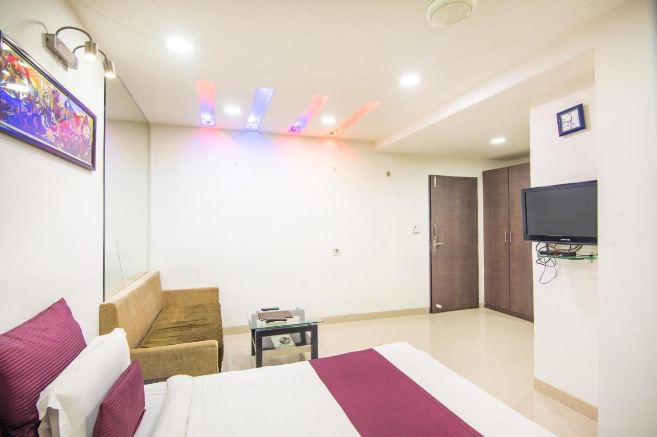 Morya Regency Hamidia Road Hotell Bhopal Exteriör bild
