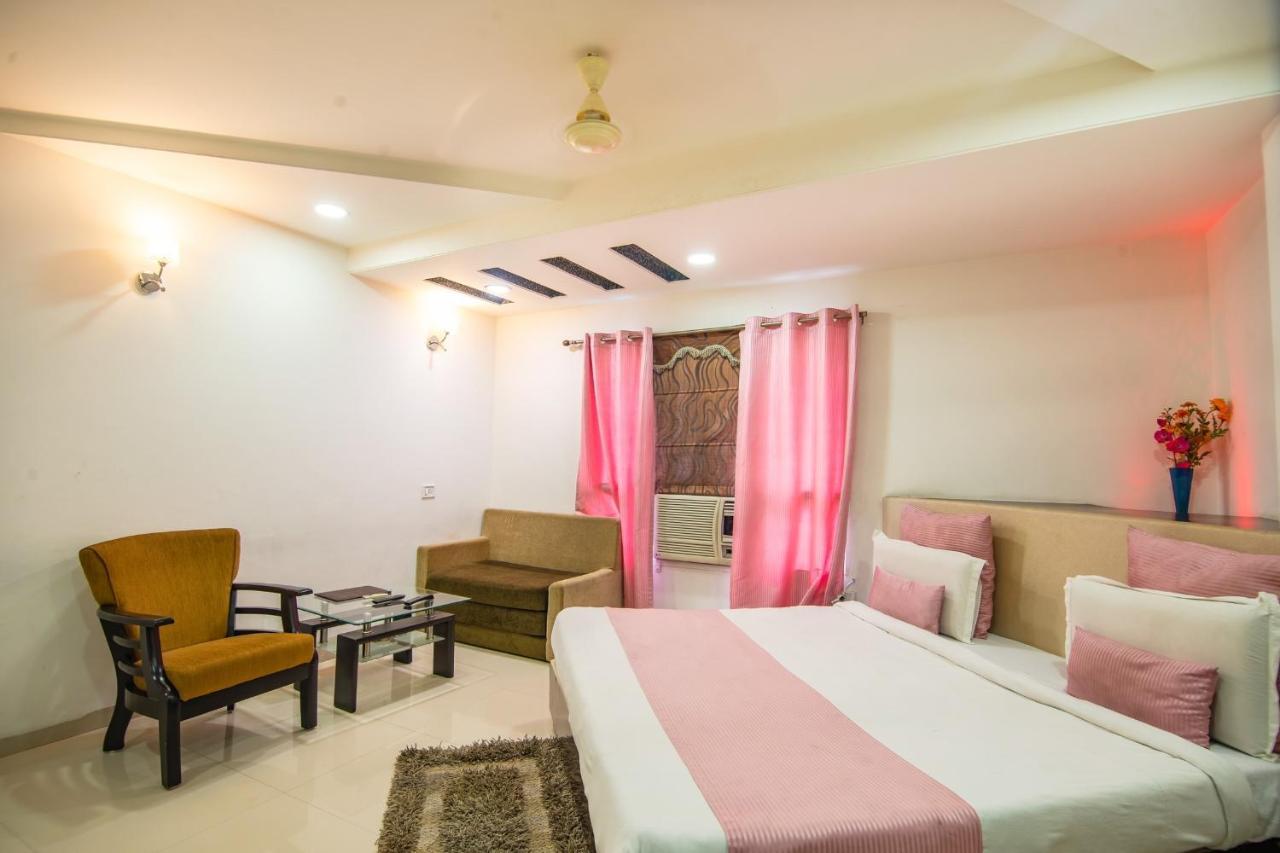 Morya Regency Hamidia Road Hotell Bhopal Exteriör bild